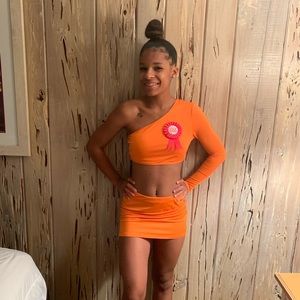 2 piece neon orange set